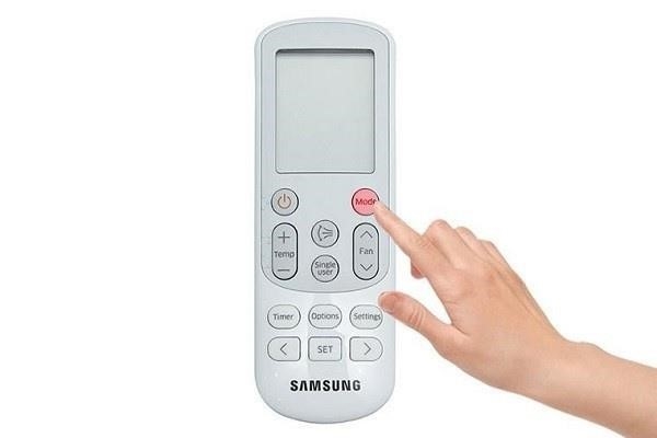 Hệ thống điều khiển máy lạnh Samsung bằng các phím chức năng